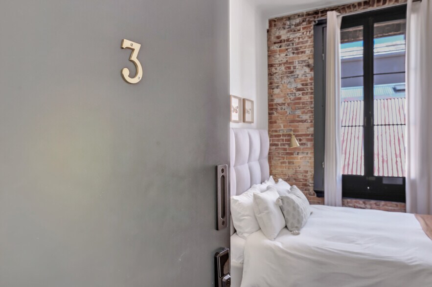 More Photos Of 233 Broad St, Nevada City Hotel For Sale