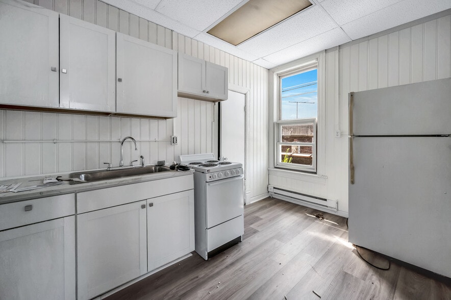 More Photos Of , Carbondale Multifamily For Sale