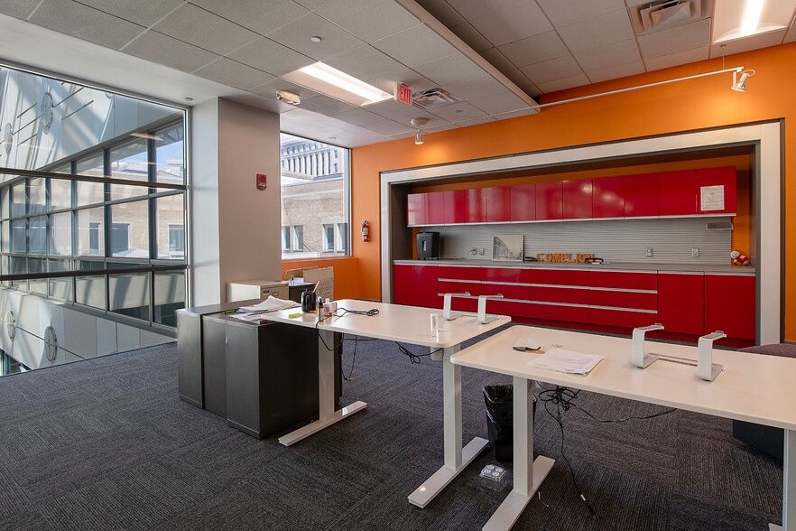 More Photos Of 1500 W 3rd St, Cleveland Office For Lease