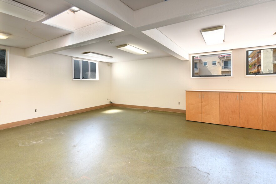 More Photos Of 2320 Channing Way, Berkeley Office For Sale