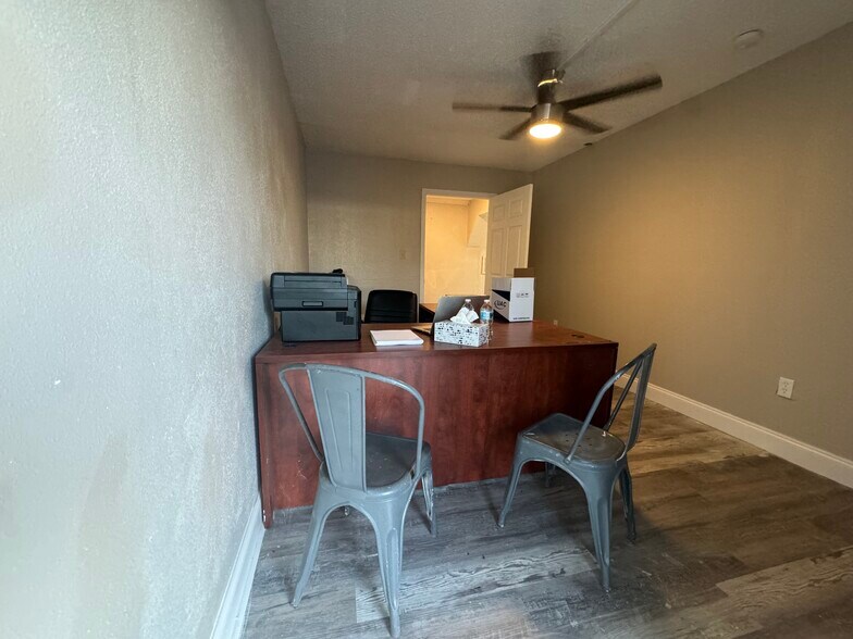 More Photos Of 531 N US Highway 17 92, Longwood Storefront Retail Office For Sale