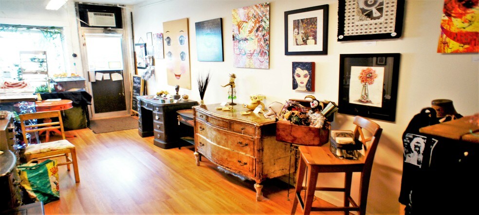 More Photos Of 304 Newark Ave, Jersey City Storefront Retail Office For Lease