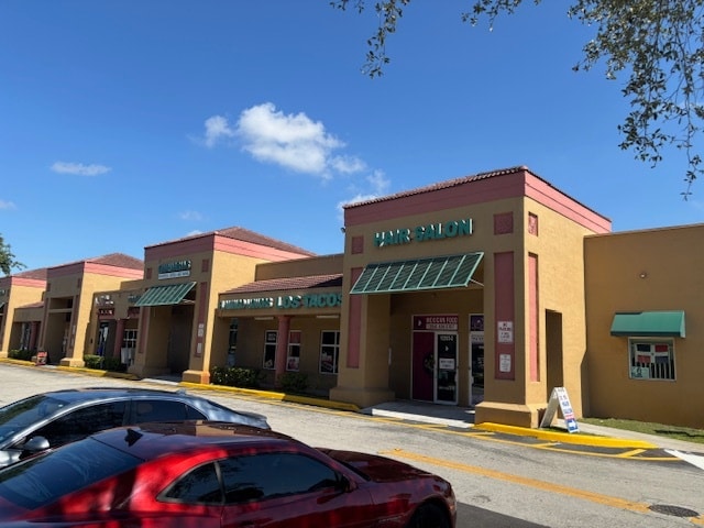 More Photos Of 12393-12399 Pembroke Rd, Pembroke Pines Unknown For Lease