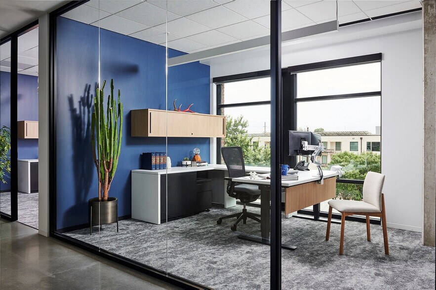 More Photos Of 10-12 Progress Dr, Shelton Office For Lease