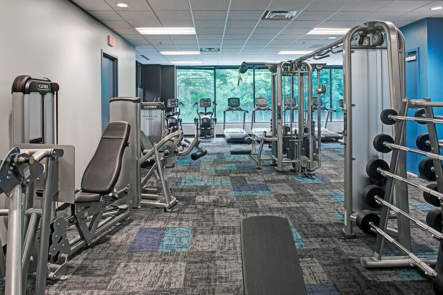 More Photos Of 6518 Meadowridge Rd, Elkridge Unknown For Lease