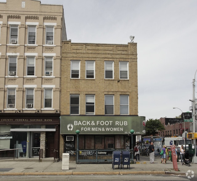More Photos Of 339 Graham Ave, Brooklyn Storefront Retail Residential For Lease