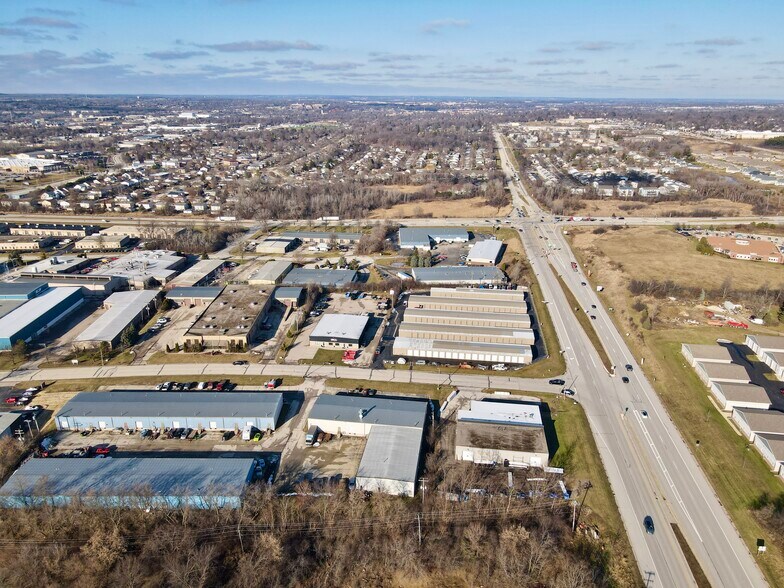More Photos Of 105 Wilmont Dr, Waukesha Light Manufacturing For Sale