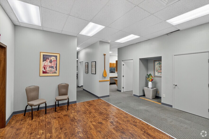 More Photos Of 75-5699 Kopiko St, Kailua Kona Freestanding For Sale