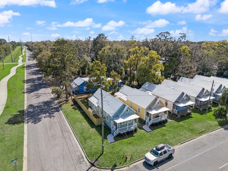 More Photos Of , Brunswick Specialty For Sale