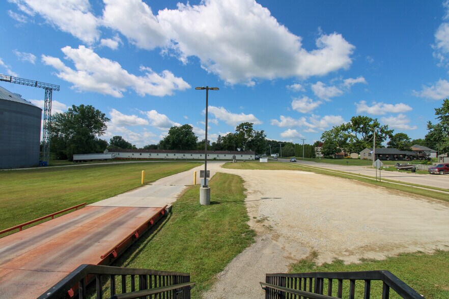 More Photos Of 107 8th Ave SW, Kasson Specialty For Sale