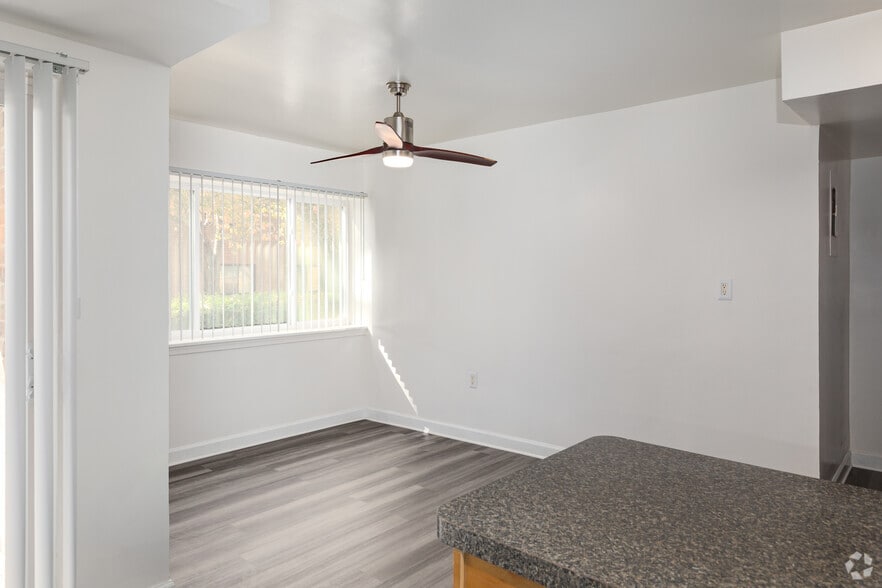 More Photos Of 5400 Livingston Ter, Oxon Hill Apartments For Sale
