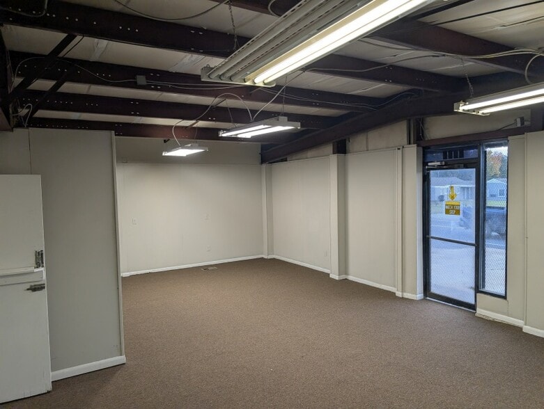 More Photos Of 1220 Hargrove Rd, Tuscaloosa Flex For Lease