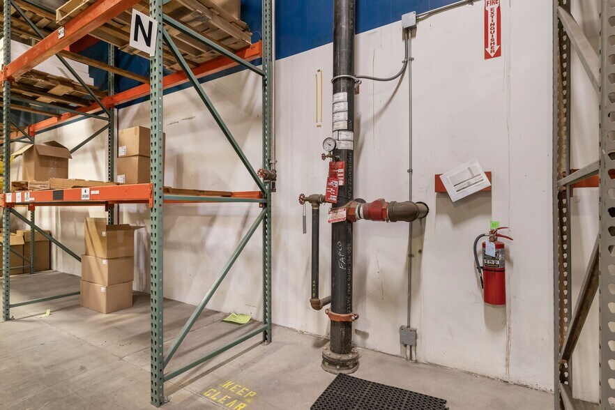 More Photos Of 435 Otterson Dr, Chico Manufacturing For Sale