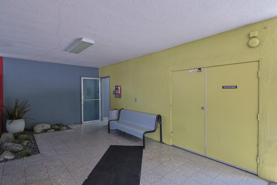 More Photos Of 270 26th St, Santa Monica Medical For Sale