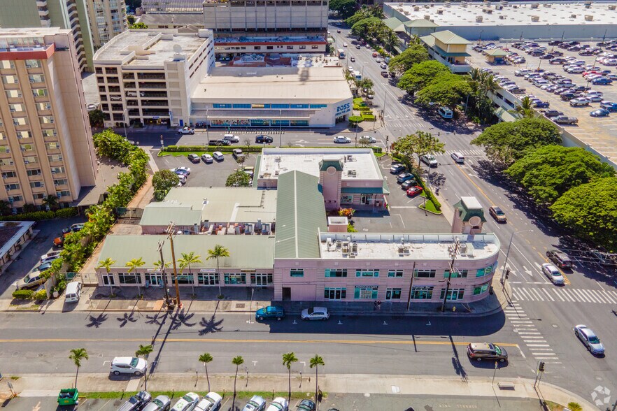 More Photos Of 735-745 Keeaumoku St, Honolulu Freestanding For Lease