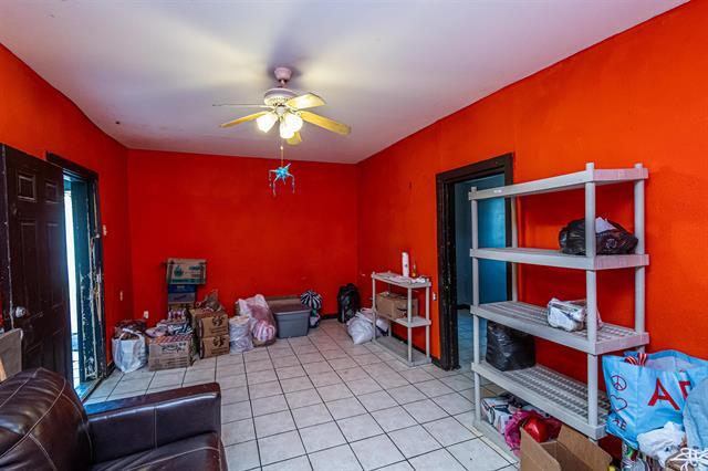 More Photos Of 1719 Lincoln St, Laredo Convenience Store For Sale