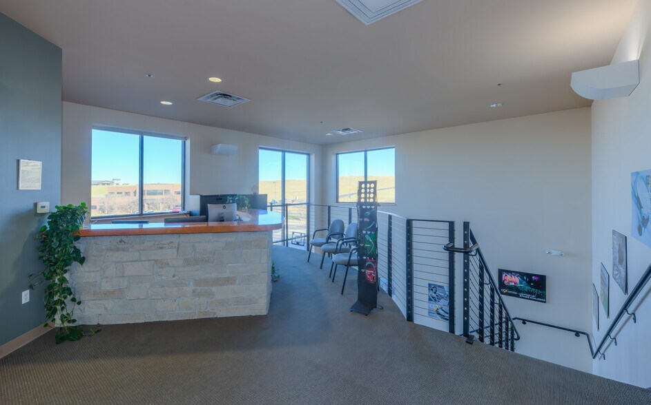 More Photos Of 1399 Horizon Ave, Lafayette Research And Development For Lease