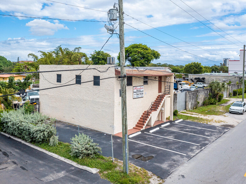 Primary Photo Of 1021 NW 1st St, Fort Lauderdale Warehouse For Sale