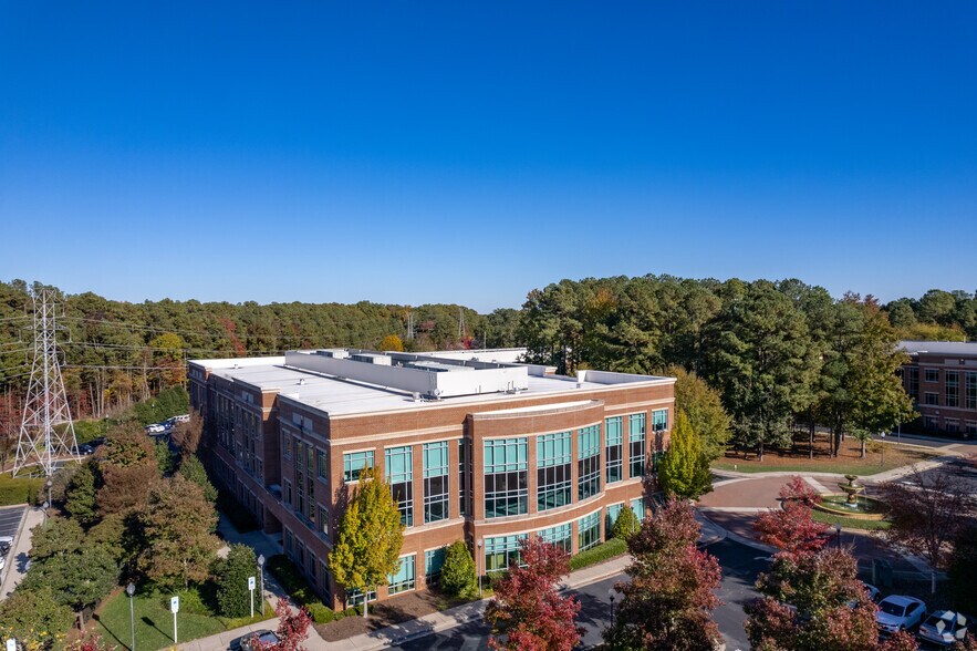 More Photos Of 77 Vilcom Center Dr, Chapel Hill Office For Lease