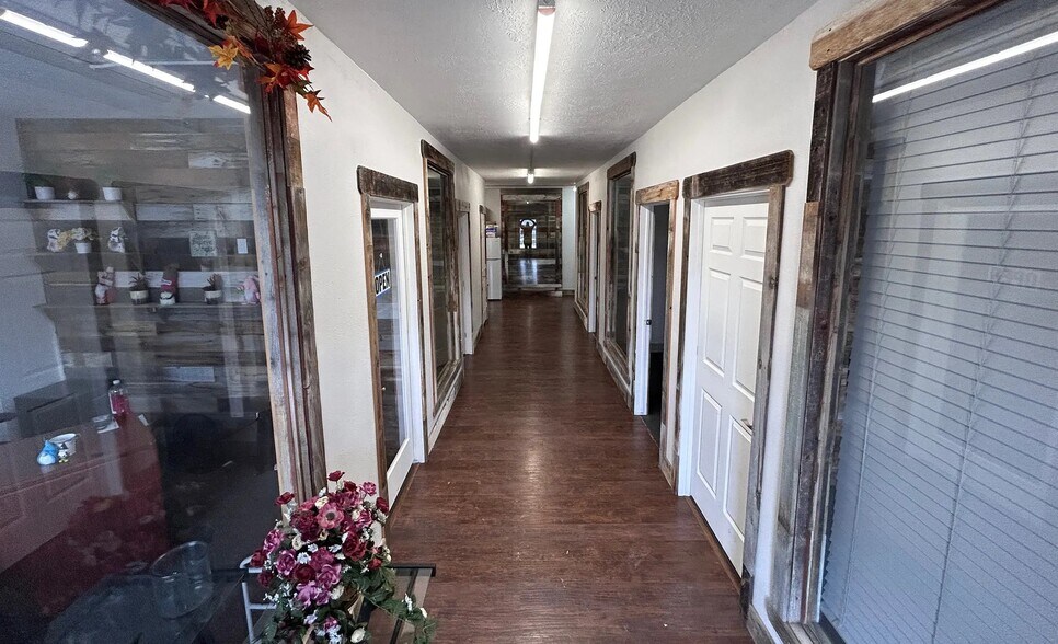 More Photos Of 534 N 5th Ave, Pocatello Storefront Retail Residential For Lease