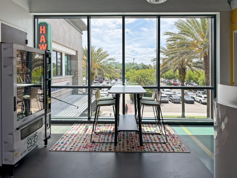 More Photos Of 9100 Conroy Windermere Rd, Windermere Coworking Space