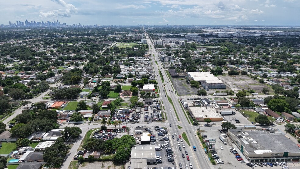 More Photos Of 9301 NW 27th Ave, Miami Auto Dealership For Sale