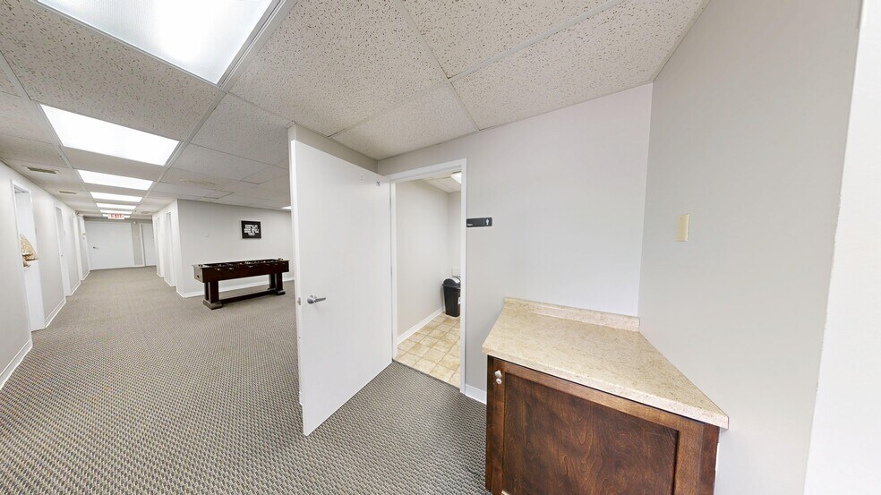 More Photos Of 2514 S 119th St, Omaha Office For Lease