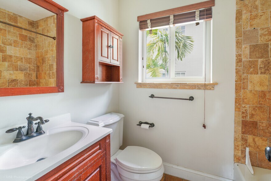 More Photos Of 35 Antilla Ave, Coral Gables Apartments For Sale