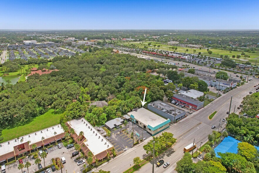 More Photos Of 5870 Stirling Rd, Hollywood Auto Repair For Lease