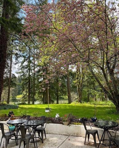 More Photos Of 3533 NE Everett St, Camas Restaurant For Sale