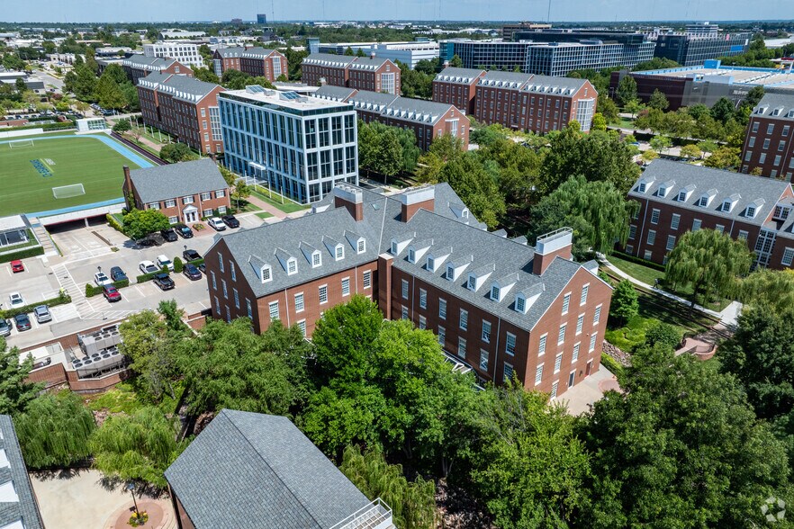 More Photos Of 6040 N Western Ave, Oklahoma City Office For Lease