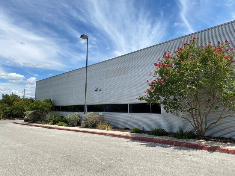More Photos Of 14805 Omicron Dr, San Antonio Research And Development For Sale