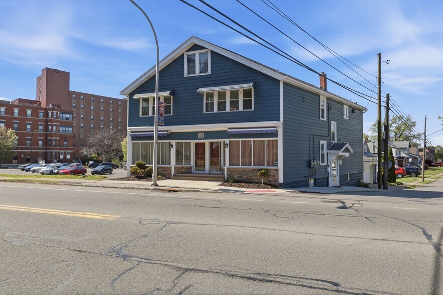 Primary Photo Of 856 Ridge Rd, Lackawanna Apartments For Sale