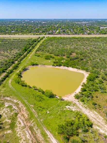 More Photos Of NE Zac Lentz Parkway, Victoria Land For Sale