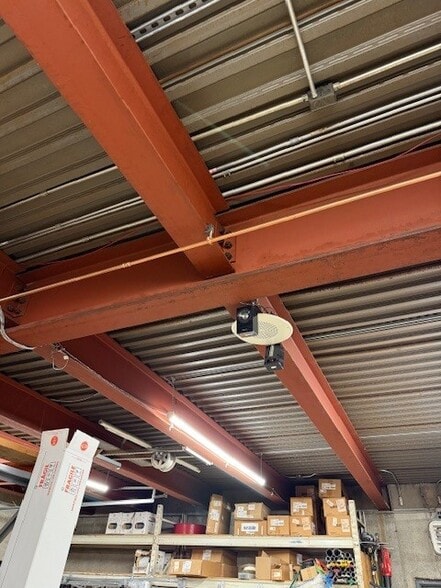 More Photos Of 1325 Clay St, Bethlehem Light Manufacturing For Sale