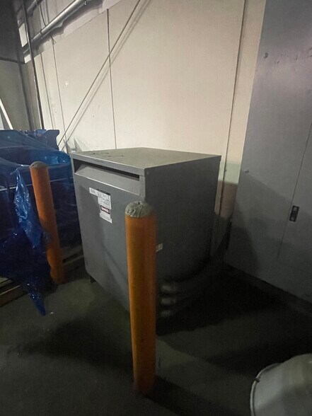 More Photos Of 109 Gelo Rd, Rocky Mount Manufacturing For Lease