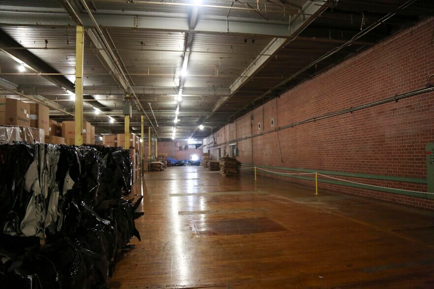 More Photos Of 4730 Ninety Six Hwy, Ninety Six Distribution For Sale