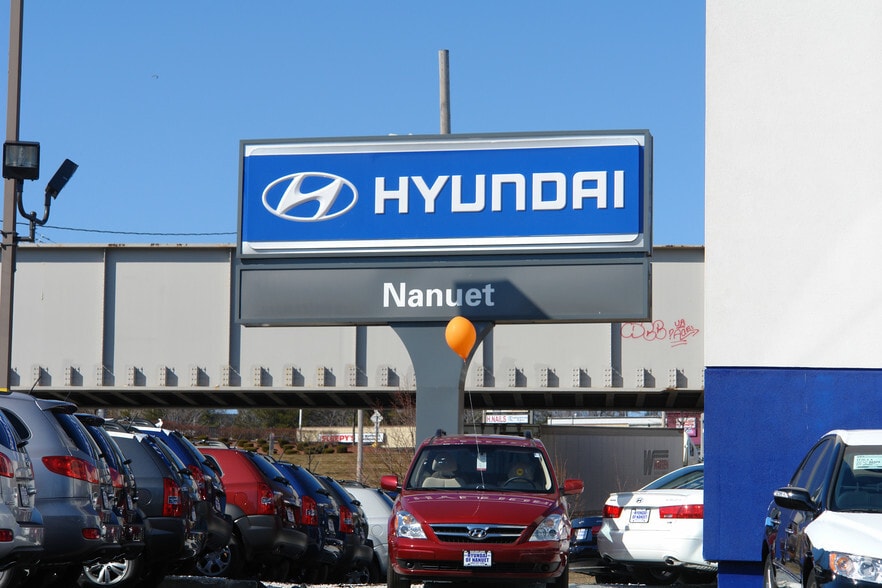 More Photos Of 140 W Rt-59, Nanuet Auto Dealership For Sale