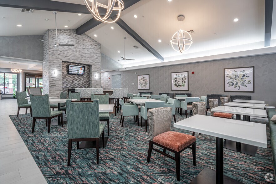 More Photos Of 14450 Park Row, Houston Hotel For Sale