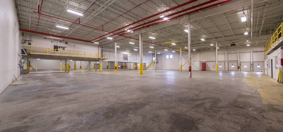 More Photos Of 83-139 Distribution Way, Plattsburgh Warehouse For Lease