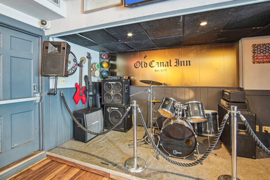 More Photos Of 2 E Passaic Ave, Nutley Restaurant For Sale