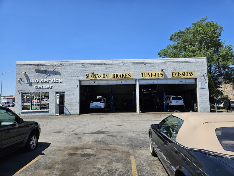 More Photos Of 12257 S Cicero Ave, Alsip Auto Repair For Sale