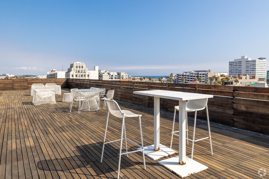 More Photos Of 1343-1357 4th St, Santa Monica Unknown For Lease