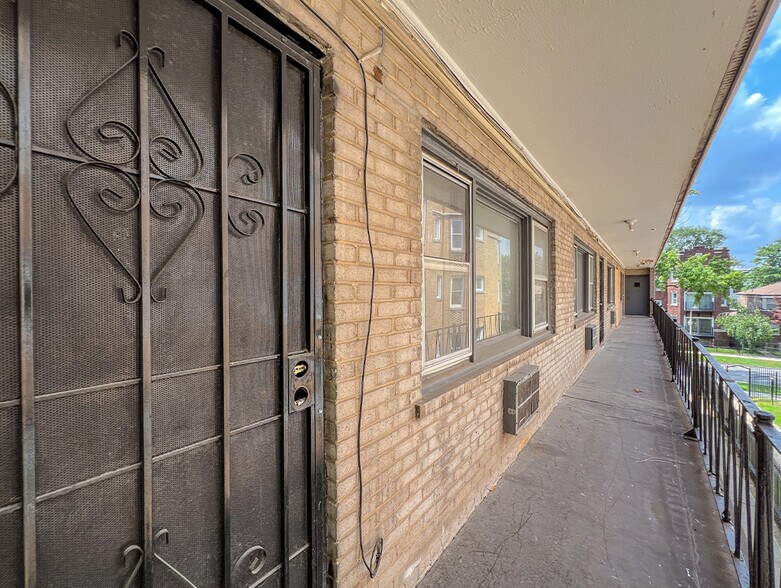 More Photos Of 7727 S Colfax Ave, Chicago Apartments For Sale