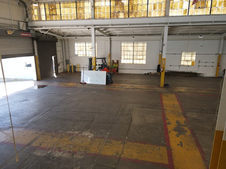 More Photos Of 3850 Santa Fe Ave, Vernon Manufacturing For Lease