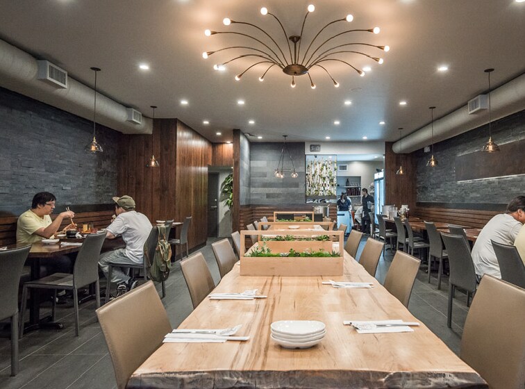 More Photos Of 9 W 32nd St, New York Apartments For Lease