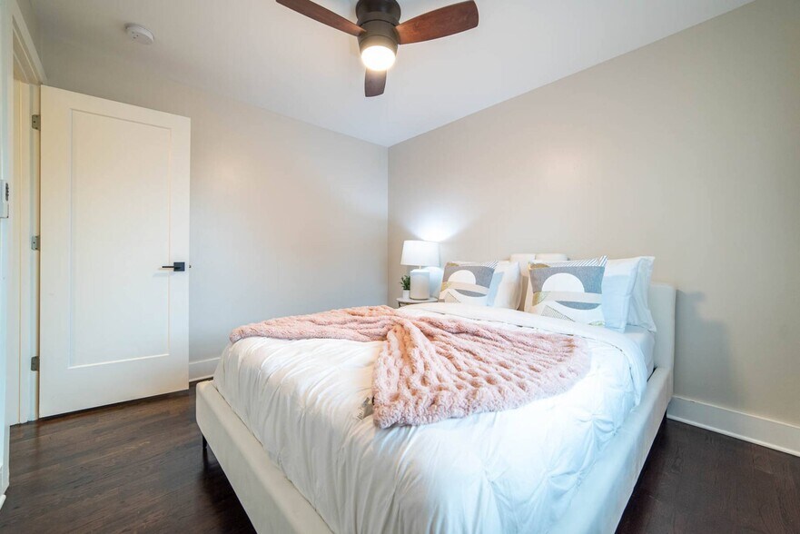 More Photos Of 1917 Pegram St, Charlotte Apartments For Sale