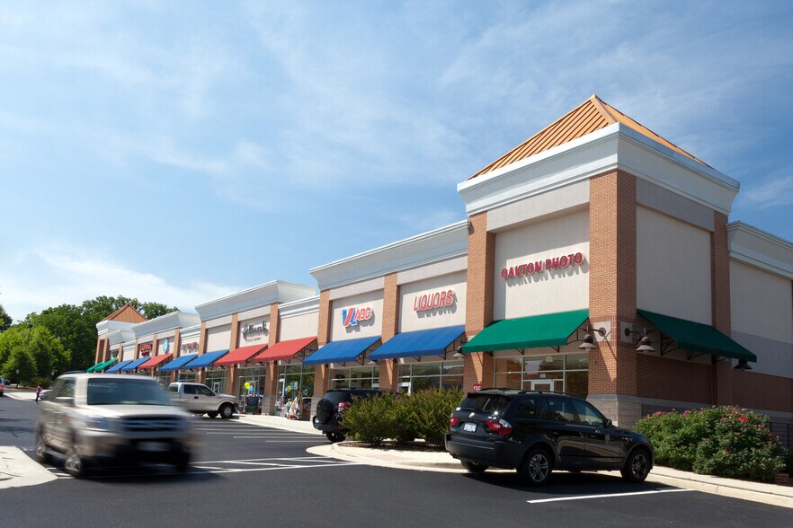 More Photos Of 2932 Chain Bridge Rd, Oakton Unknown For Sale