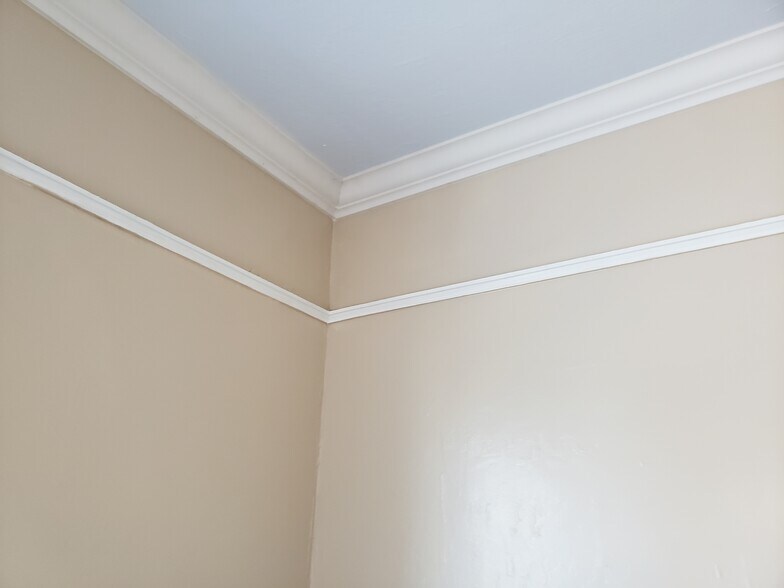 More Photos Of 12 S San Gorgonio Ave, Banning Storefront Retail Office For Lease