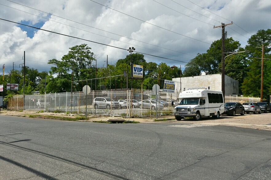 More Photos Of 601 W Fisher St, Philadelphia Warehouse For Sale